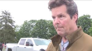 Syracuse Man Sets Himself