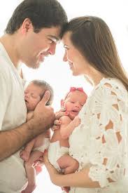 ensaio de familia os gemeos olivia e romeo inspireblog moms bebes gemeos casal fotos de bebes gemeos fotos de gemeos pinterest