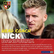 Hodges makes Holcombe move