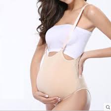 Seorang wanita dengan postur tubuh tinggi kurus dapat mengalami kondisi perut lembek di usia. Hamil Perut 2 Bulan