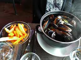 Moules Et Frites Picture Of La Cuisine Au Beurre Marseille Tripadvisor