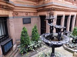 Greeted guests and assisted them to help make their stay better including car & dining reservations, booked room reservations at the hotel. Big Apple Secrets The National Arts Club