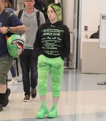 Billie Kick Game Is Underrated Billieeilish Wtpo Billie Eilish Billieeilishhot Bilieeilishfanpage Billieeilishshoe Yesil Sac Unluler Sarkicilar