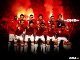 Pelatih timnas spanyol yang dipecat mengaku 'sedih namun berharap spanyol memenangkan piala dunia,' sementara penggantinya menyebut tim matador itu 'tidak punya waktu untuk. Download Wallpaper Tim Nasional Indonesia Bola Net