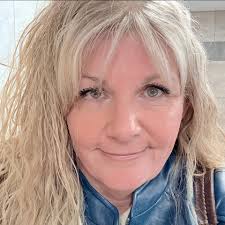 In memory table for Greg Griffin and Tina Griffin.