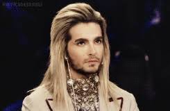 Tom kaulitz has appeared in a tv commercial for audi a1 along with his twin brother, bill. Bill Kaulitz Gif Find On Gifer