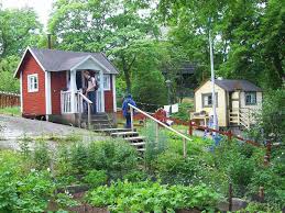 Tiny Home Communities Can Solve Today S Housing Problems Tiny House Community Tiny House Blog Garden Huts