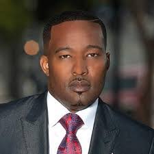 Demetrius Higgins's Instagram, Twitter & Facebook