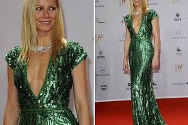 How To Properly Accessorize A Dress With Sequins