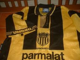 Maybe you would like to learn more about one of these? Club Atletico Penarol Uruguay Carboneros Football Medium Mans Rare Vintage Shirt 306730240