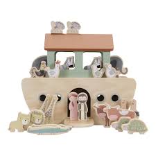 When the train was getting to the station, we were … waiting on the platform. Order The Little Dutch Noah S Ark Online Baby Plus