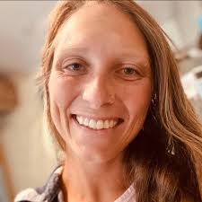 Are there any intentional communities in Northwest Arkansas or South  Missouri?