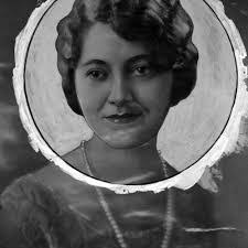 Dorothy Eggers's Instagram, Twitter & Facebook