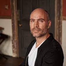 Richard Pando's Instagram, Twitter & Facebook