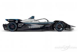 De motoren kunnen nog hogere toerentallen bereiken, maar dit is niet toegestaan. Portratseite Von Mercedes Geschichte News Fotos Und Videos