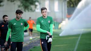 Vitor eduardo da silva matos, commonly known as vitão, is a brazilian footballer who currently plays as a defender for ukrainian club shakht. Vitao S First Training