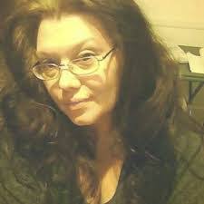 Shannon Wadsworth's Instagram, Twitter & Facebook