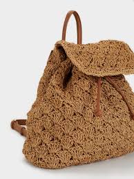 ✔ livraison et retour gratuits* ✔ choix parmi plus de 100 000 articles de mode. Sac A Dos Effet Raphia From Parfois On 21 Buttons