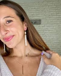 Darlene Kroll's Instagram, Twitter & Facebook