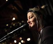 Sunday Music Uncorked with Amber Lynn