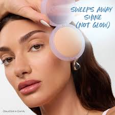 Amazon.com: Kosas Cloud Set 臉部定型粉- 平滑光澤控制、柔軟、透明半透明妝容、便攜且持久鬆壓發酵粉- 舒適(透明中號) :  美容與個人護理