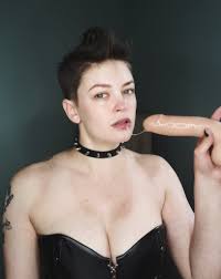 TW Pornstars - Bree Daniels. Twitter. Watch me tonight for one hour on  about to put up one more. 10:00 PM - 22 May 2020