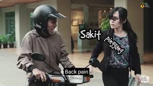 Setelah ku tahu kau pergi cintaku betapa sakitnya rasa di hatiku namun kau tak tahu aku cinta dia dan. Ini Klip Dan Lirik Lagu Gamma1 Sakit Pinggang Beritasidrap Com