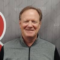 Dave Muench's Instagram, Twitter & Facebook