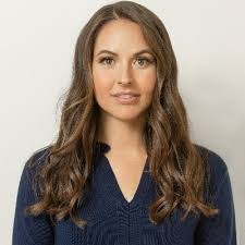 Emily Riggs's Instagram, Twitter & Facebook