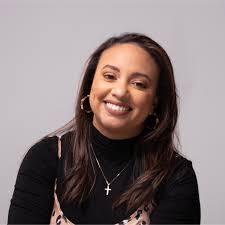 Jasmin Benavides's Instagram, Twitter & Facebook