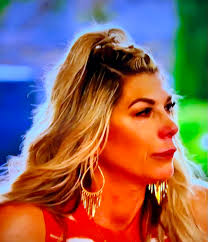 Jugs is making it all about her,….AGAIN. Jugs: “I just lost my Mom, I just  broke up with my fiancée, and the baggage that's coming with his  ex-relationship. It's everywhere I go.