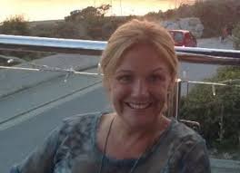 How to get your frizzy hair under control: New treatment is a godsend for  those whose tresses go wild