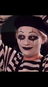 Kevin Nahas's Instagram, Twitter & Facebook