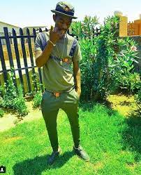Killer kau biography, age, real name, songs, girlfriend, net worth killer kau is the south african artist behind the 2017 hit track, tholukuti hey. Tholukuthi Hey Hitmaker Out To Prove He Ain T A One Hit Wonder