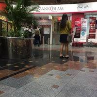 Menara itu akan turut dihubungkan dengan kl sentral melalui jejantas pejalan kaki. Bank Islam Kuala Lumpur Sentral Unit 3 4 Departure Hall