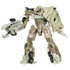 The autobots learn of a cybertronian spacecraft hidden on the moon, and race against the decepticons to reach it and to learn its i was highly disappointed with revenge of the fallen and i thought the script for dark of the moon would be similar to the other films of the franchise. Buy Transformers Dark Of The Moon Mechtech Voyager Megatron Online At Low Prices In India Amazon In