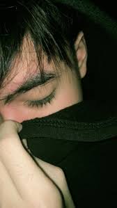 F4 dipimpin oleh seorang cowok terkaya di antara anggota lainnya, namun memiliki kepribadian sedikit aneh yang nantinya jatuh cinta pada sang female lead. Pin Auf Muhammad Dzaki