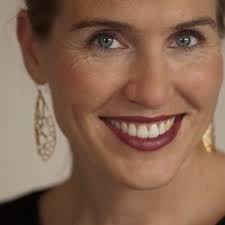 Dana Zuber (@DanaZuber)