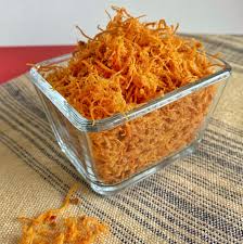 Taruh ayam serundeng kelapa kering di piring dan biarkan hingga dingin. Serunding Ayam Original Kampung Laut Food Drinks Local Delights Halal Snacks Desserts On Carousell