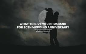 Consider an arrangement filled with all his favorite fruits like strawberries, cantaloupe, honeydew, grapes, and pineapple. What To Give Your Husband For 20th Wedding Anniversary 15 Best 20th Anniversary Gifts What To Get My