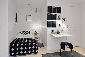 Salah satu kuncinya, sesuaikan ruangan dengan tema yang disukai. Desain Kamar Tidur Minimalis Ukuran Kecil