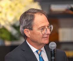 Dr. Jonathan Simon to join the Marcus Foundation Aug. 1