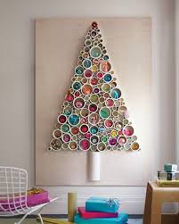 Kebiasaan memasang pohon natal sebagai dekorasi dimulai dari jerman. Nggak Melulu Cemara 7 Kreasi Pohon Natal Unik Ini Bisa Jadi Inspirasi