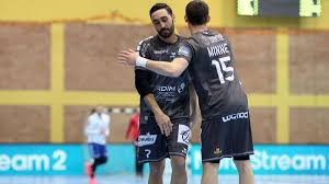 Palais des sports de beaulieu round: Handball Ligue Des Champions Veszprem Nantes Annule A Cause Du Covid 19 Eurosport