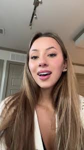 Maggie Obrien's Instagram, Twitter & Facebook