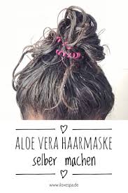 Für ihre frische, beruhigende gesichtsmaske aus aloe vera brauchen sie nun nur noch einen teelöffel honig und einen esslöffel speisequark aus. Diy Aloe Vera Haarmaske Haar Maske Aus Frischer Aloe Vera Selber Machen Haarmaske Aloe Vera Haar Maske Haare