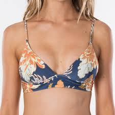 Haut de maillot de bain grand triangle doublé bleu cobalt. Haut De Maillot De Bain Triangle Sans Armatures Bleu 3 Suisses