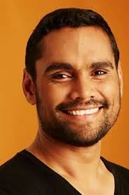 Актёры, режиссер и создатели сериала Десять фунтов стерлингов (2023-…)