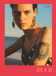 Miriam Sanchez's Instagram, Twitter & Facebook