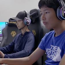 100 years never looked so good! 🥳🎉 Mayor Chris Amorose Groomes stopped by  Dublin Retirement Village to celebrate the 100th birthdays of Doris Rabe  and Mary Armstrong, with big smiles and official